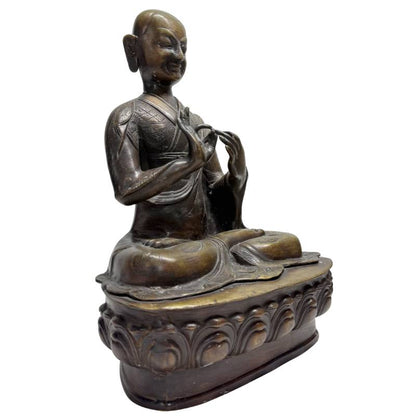 Antike tibetische Lama-Statue aus Bronze, spiritueller Meister auf Lotusthron, 38 cm Höhe, 8,1 kg, 19. Jahrhundert