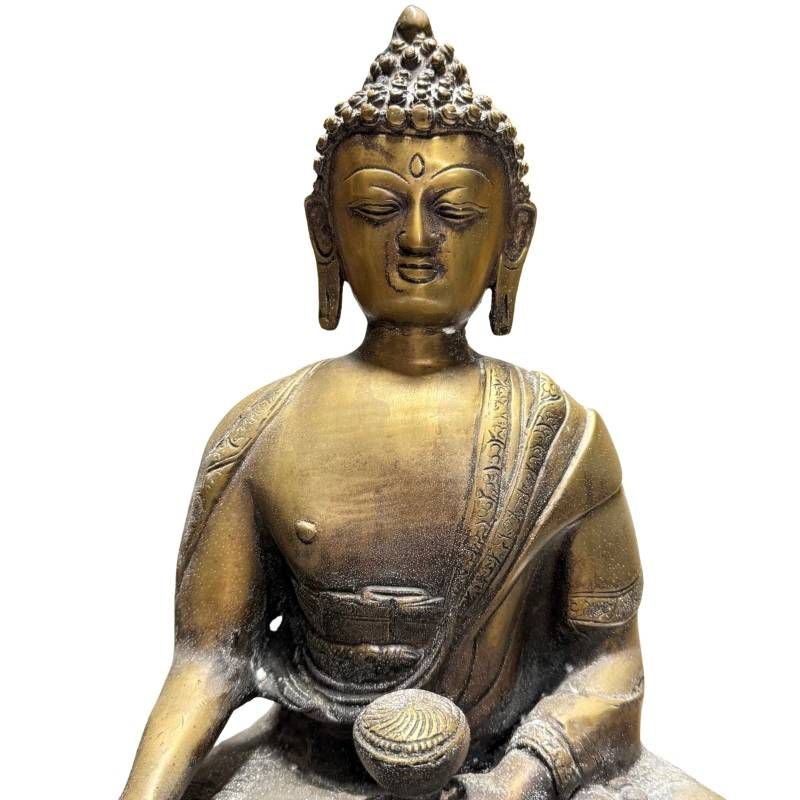 Große antike Buddha-Statue aus Nepal, feuervergoldete Bronze, 41 cm Höhe, 6,3 kg Gewicht, 18.-19. Jahrhundert, schwere Newar-Gussqualität auf Doppel-Lotus, Lot 423.